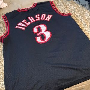 Men’s Allen Iverson NBA 76ers Nike jersey